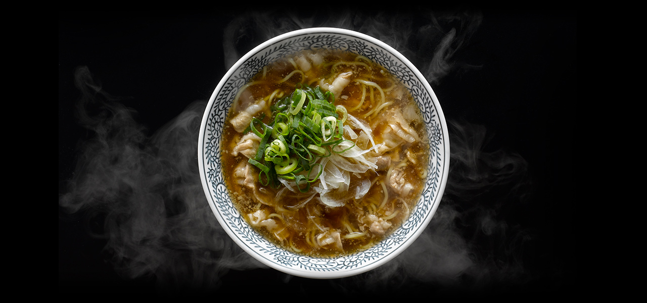 俯瞰の丼ぶりの写真